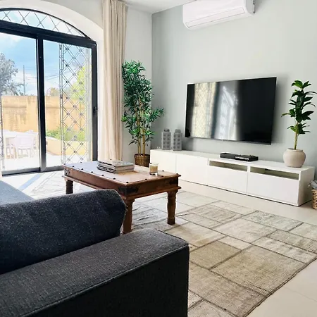 Daire Torri Katur 1 With Private Garden *