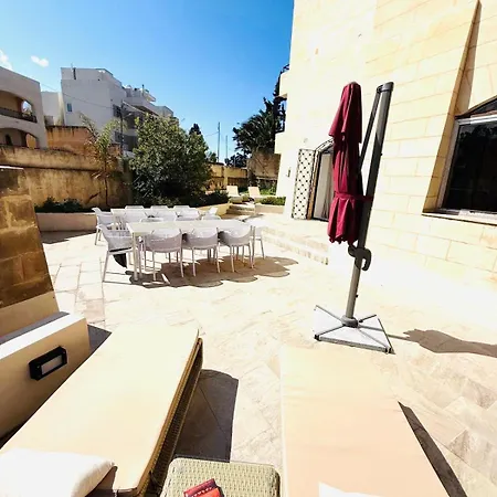 Torri Katur 1 With Private Garden *