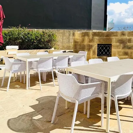 Torri Katur 1 With Private Garden Is-Swieqi