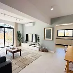 Torri Katur 1 With Private Garden *