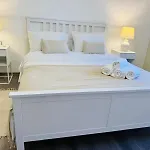 Torri Katur 1 With Private Garden Apartment Is-Swieqi