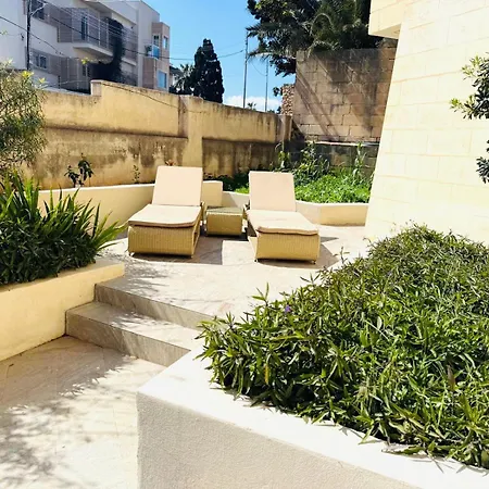 Torri Katur 1 With Private Garden
