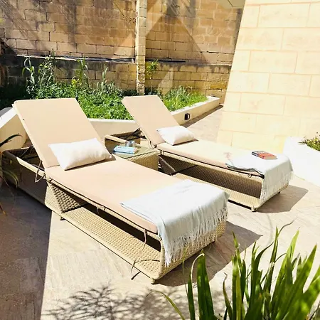 Torri Katur 1 With Private Garden Daire Is-Swieqi