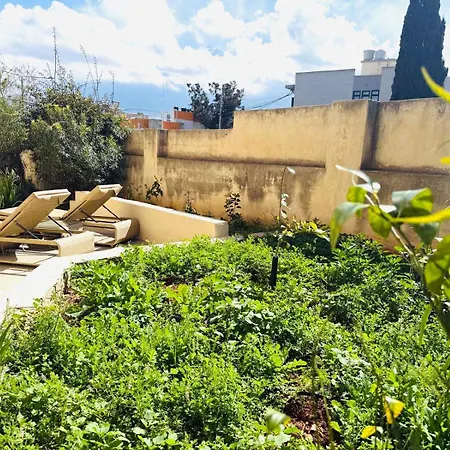 Torri Katur 1 With Private Garden *