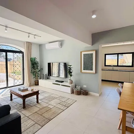 Torri Katur 1 With Private Garden Is-Swieqi